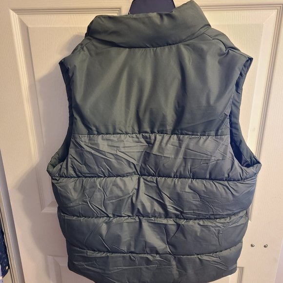 Jack and Jones Puffer Vest - Picture 4 of 5